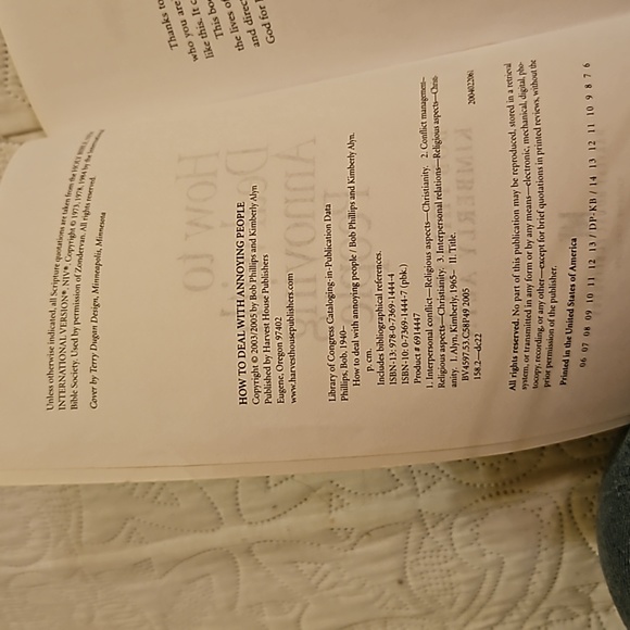 Book HOW TO DEAL WITH ANNOYING PEOPLE BY Bob Phillips &Kimberly Alyn - Picture 4 of 9